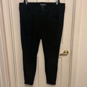 Torrid super soft Jeggings